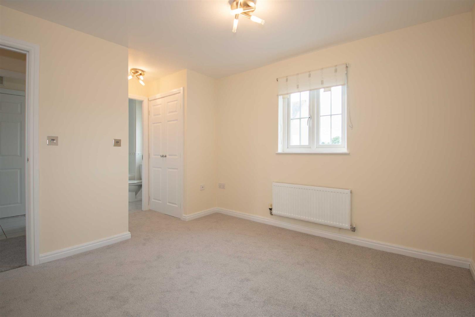 Harlow Crescent, Oxley Park, Milton Keynes